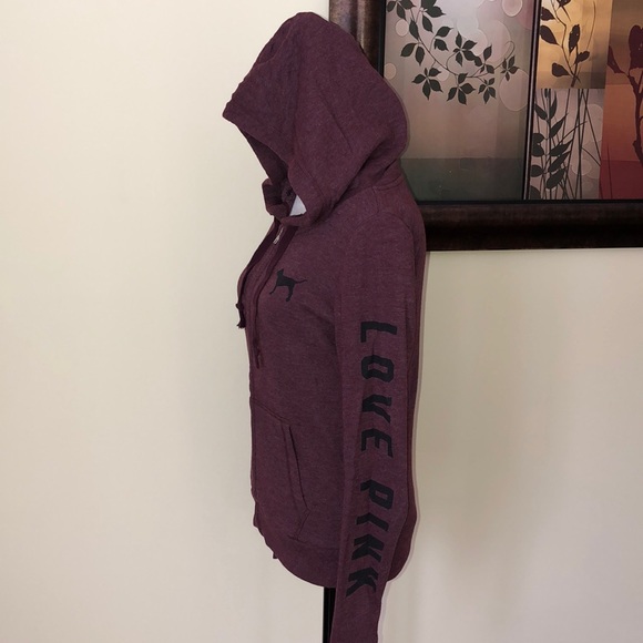 *SOLD* PINK VS Zip Up Hoodie💖 - Picture 4 of 6